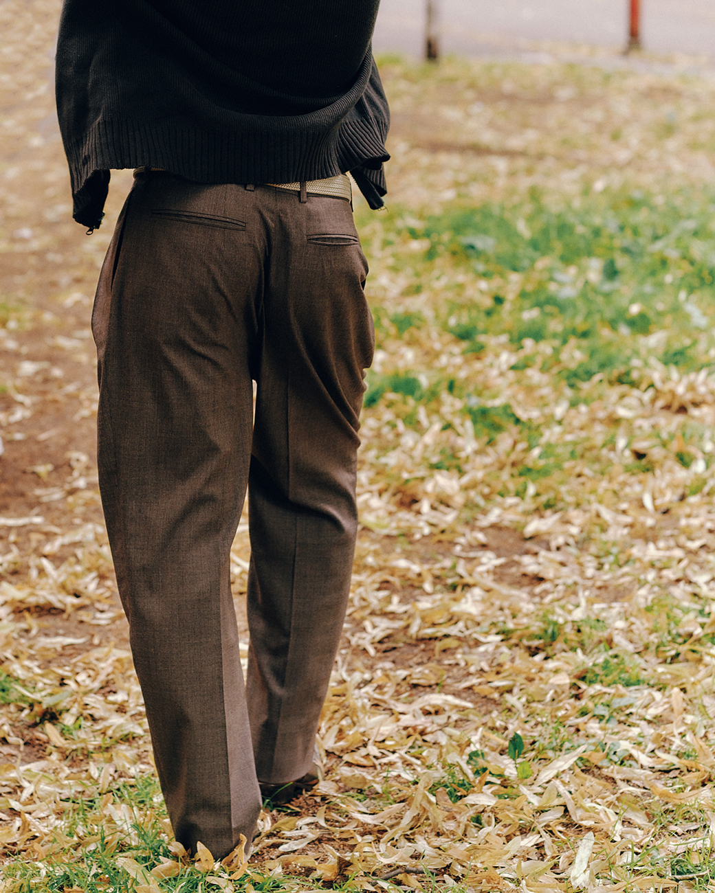 T/W NEAT ACTION SLACKS